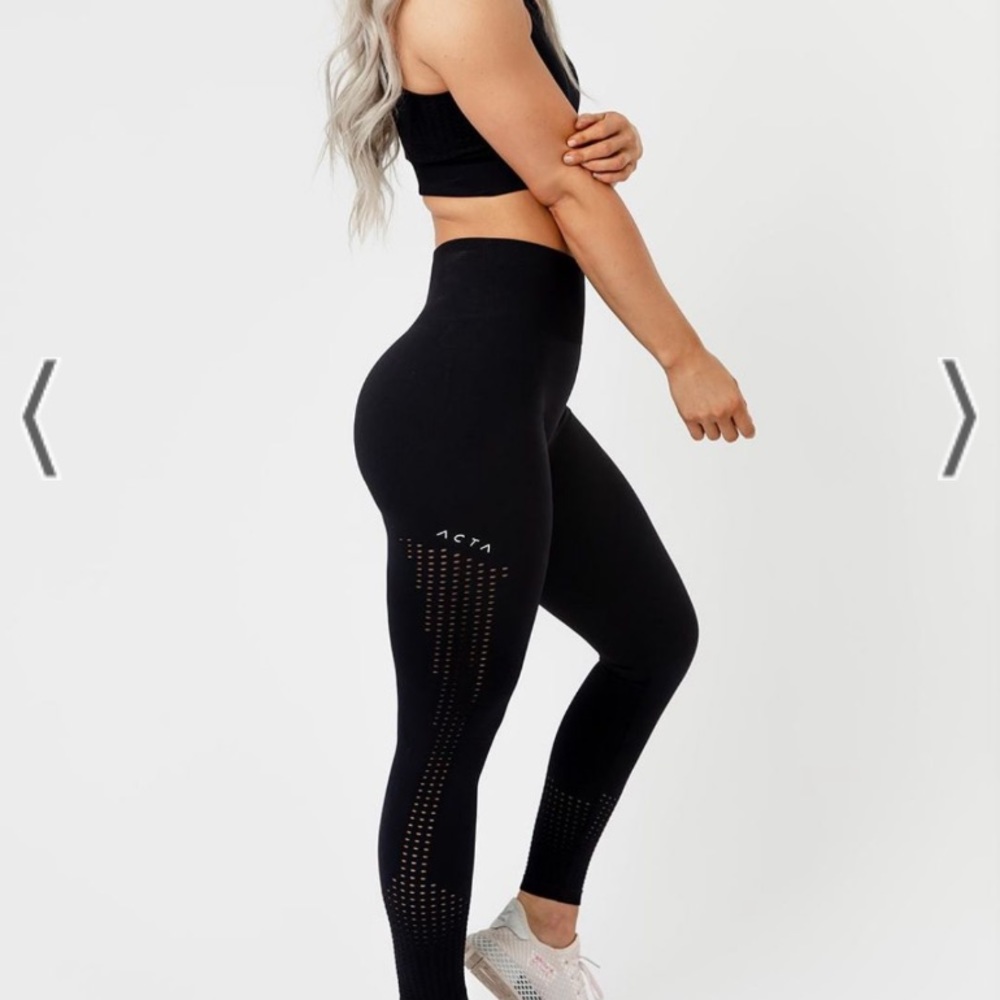 ACTA black Leggings